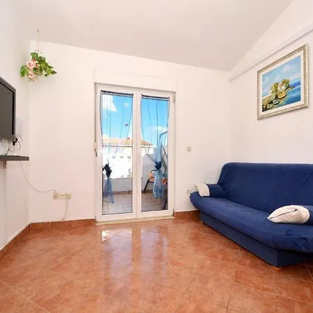 Apartment By The Sea - 12246 *